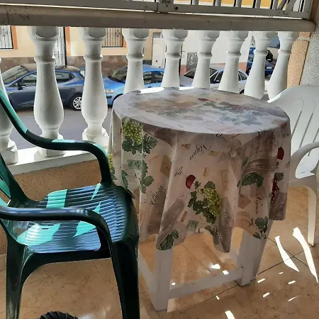Apartamento Soleado, 1 Dormitorio Con Balcon, Piscina Y Garage