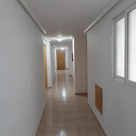 Apartamento Soleado, 1 Dormitorio Con Balcon, Piscina Y Garage Apartment
