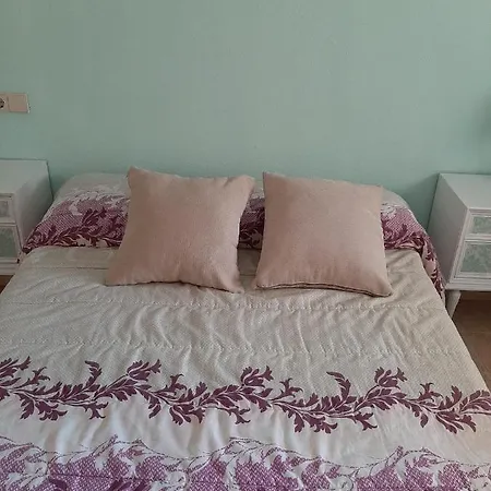 Apartamento Soleado, 1 Dormitorio Con Balcon, Piscina Y Garage *